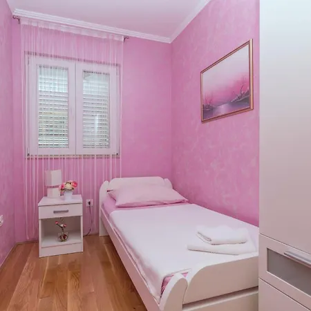 Apartamento Dijana *