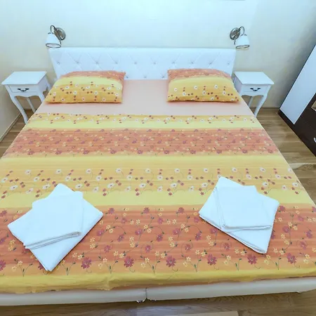 Dijana Apartamento